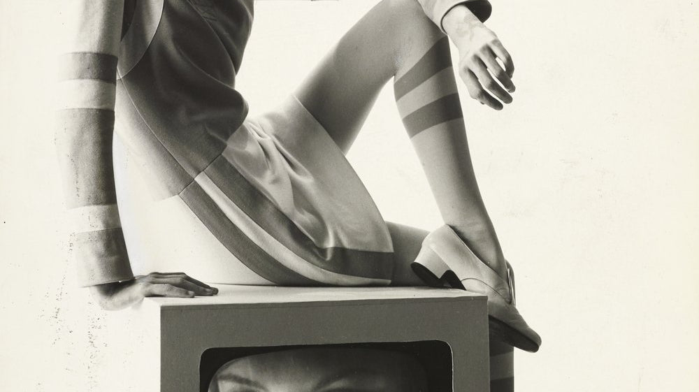 CHRONORAMA, A TRAVEL THROUGH TIME AND FASHION