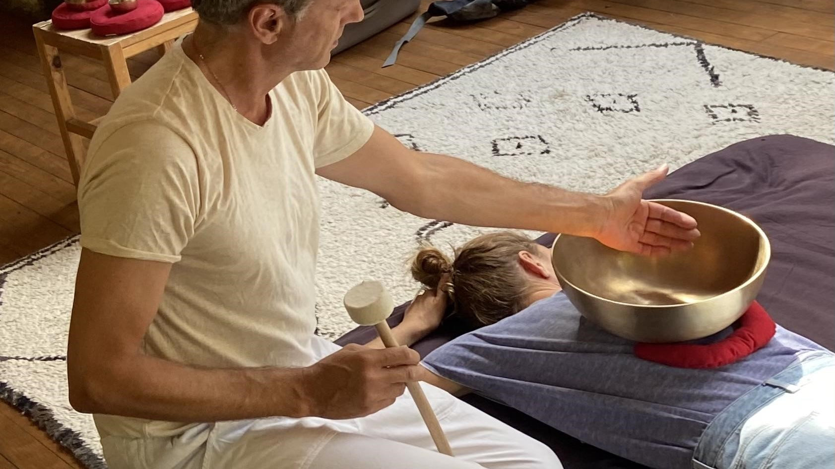 SOUND THERAPY: VIBRATING WITH THE EARTH