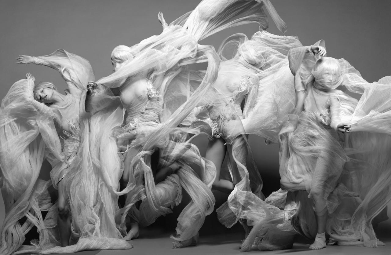 FASHION PHOTOGRAPHY AS AN ART FORM (AT LAST)